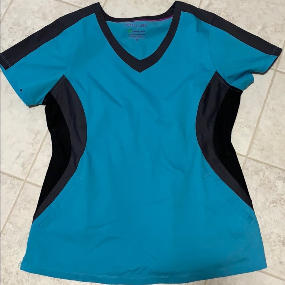 Women’s scrub top